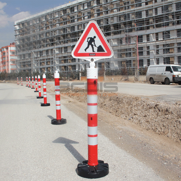 Panneau de signalisation triangulaire réfléchissant PPC travaux ZT773 (1)